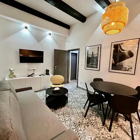 Διαμέρισμα Great Living Κάρλοβι Βάρι